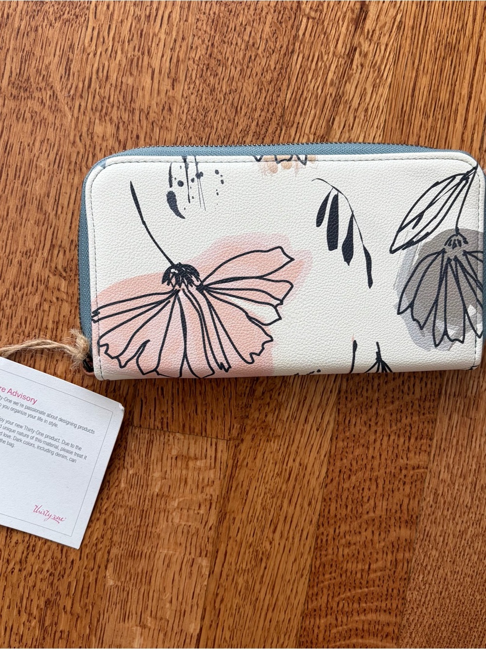 Thirty-One All About The Benjamins Wallet All in Neutral Floral Botanical NEW
